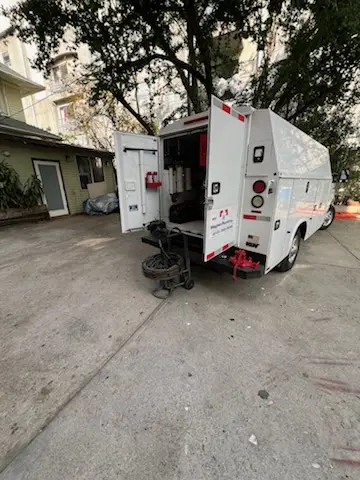Magnet Plumbing service vehicle on-site for Water Heater Repair in Central Long Beach